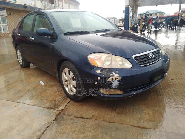 Toyota Corolla 2005 Blue