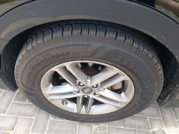 Hyundai Santa Fe SE AWD 2017 Black