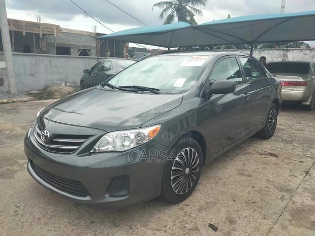 Toyota Corolla 2013 Gray