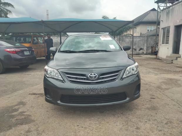 Toyota Corolla 2013 Gray