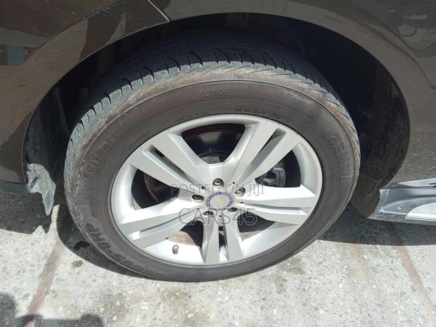 Mercedes-Benz M Class 2014 Brown