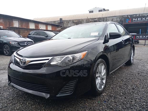 Toyota Camry 2014 Black