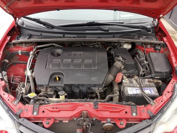 Toyota Corolla 2014 Red