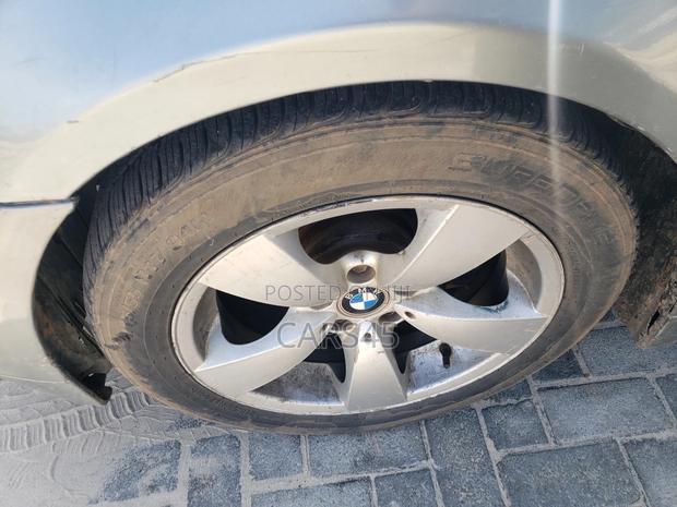 BMW 530i 2004 Gray