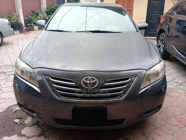 Toyota Camry 2007 Gray