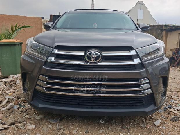 Toyota Highlander 2016 Gray