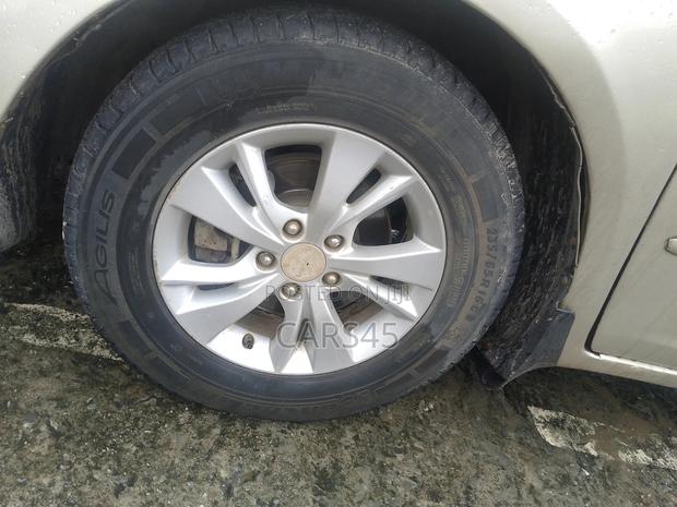 Toyota Sienna 2006 Gold