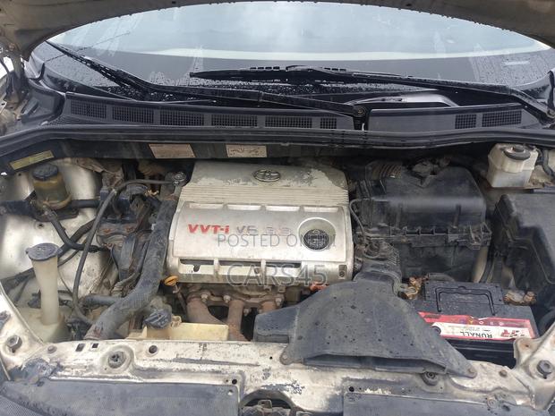 Toyota Sienna 2006 Gold