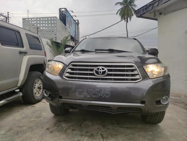 Toyota Highlander 2010 Gray