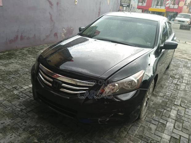Honda Accord 2010 Black