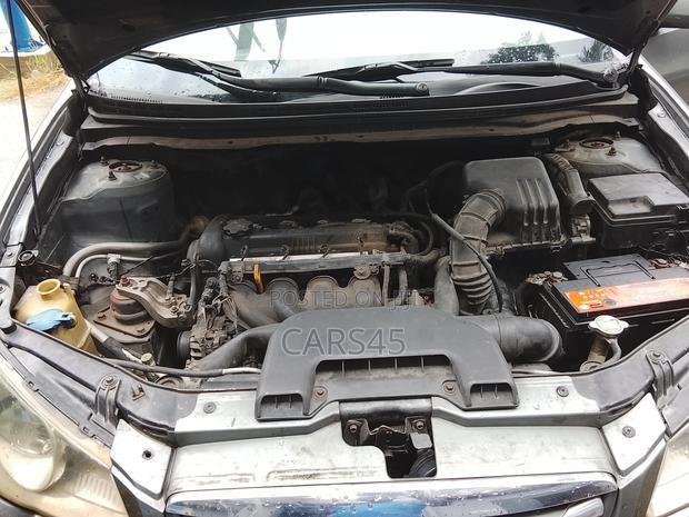 Hyundai Elantra 2010 Gray