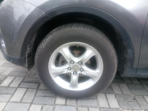 Toyota RAV4 2014 Gray