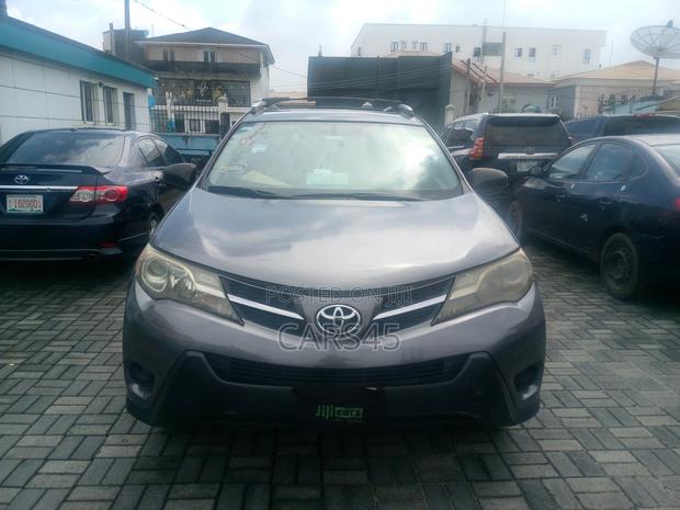 Toyota RAV4 2014 Gray