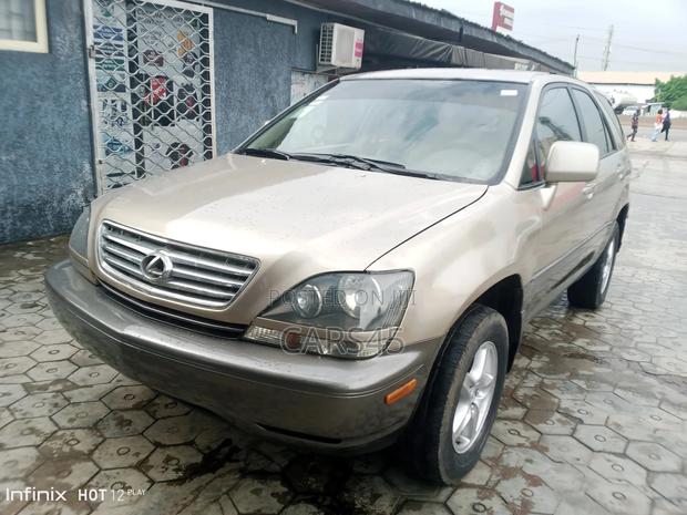 Lexus RX 2000 Gold