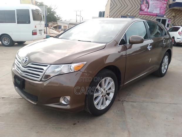 Toyota Venza 2010 Gold