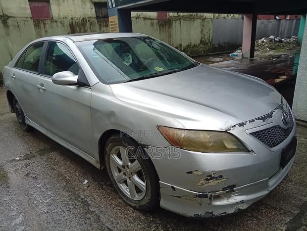 Toyota Camry 2007 Silver