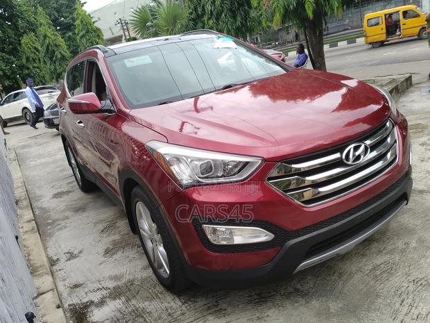 Hyundai Santa Fe 2014 Red