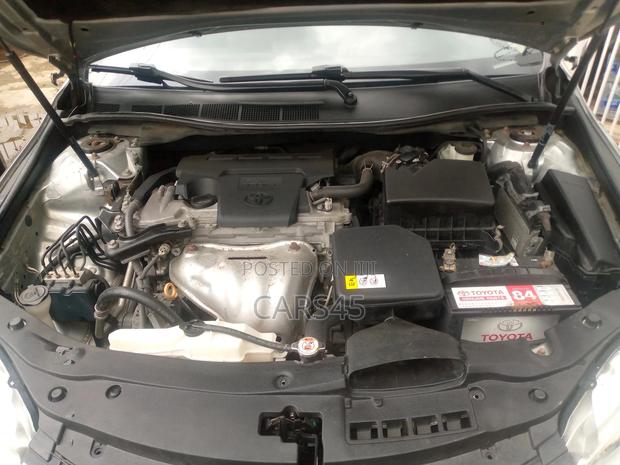 Toyota Camry 2017 Silver