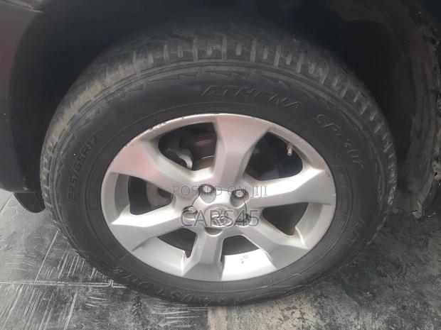 Toyota RAV4 2010 Gray