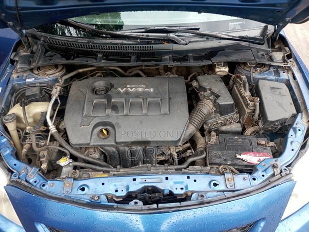 Toyota Corolla 2009 Blue