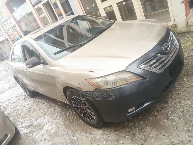 Toyota Camry 2007 Gold
