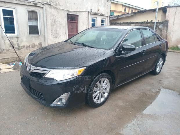 Toyota Camry XLE 4dr Sedan (2.5L 4cyl 6A) 2014 Black