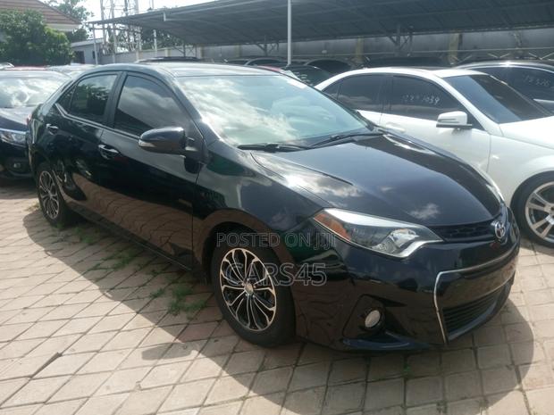 Toyota Corolla 2014 Black