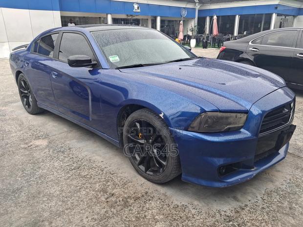 Dodge Charger 2011 Blue