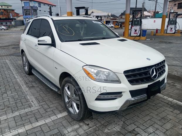 Mercedes-Benz M Class 2012 White
