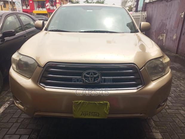 Toyota Highlander 2008 Gold