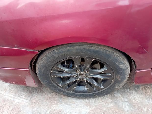 Toyota Corolla 2004 Red