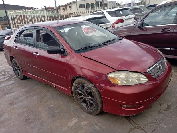 Toyota Corolla 2004 Red