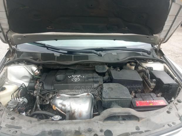 Toyota Venza 2010 Silver