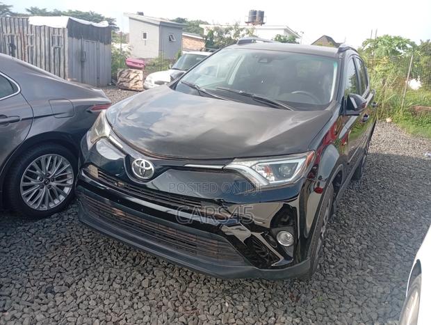 Toyota RAV4 2017 Black