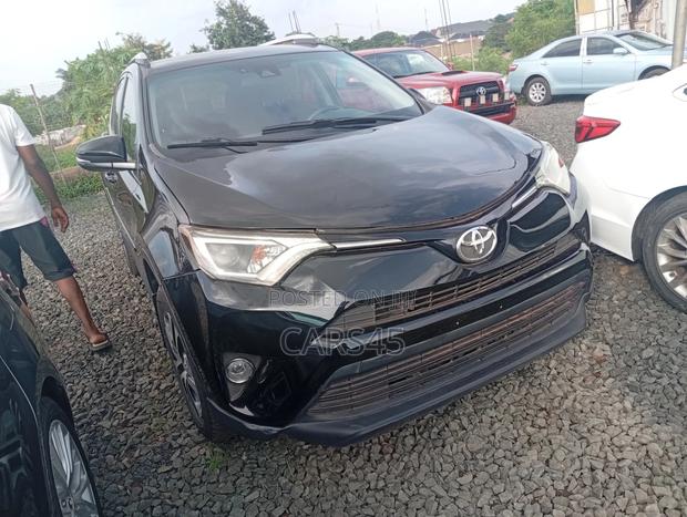 Toyota RAV4 2017 Black