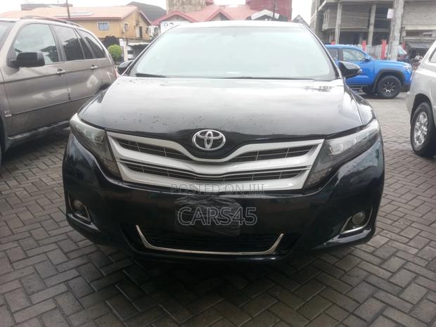 Toyota Venza 2010 Black