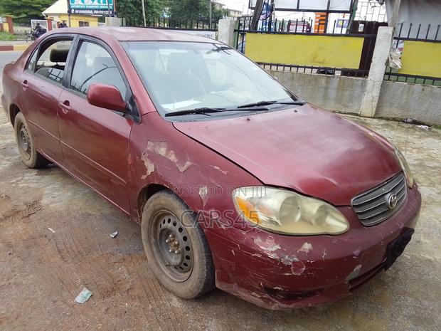Toyota Corolla 2004 Red