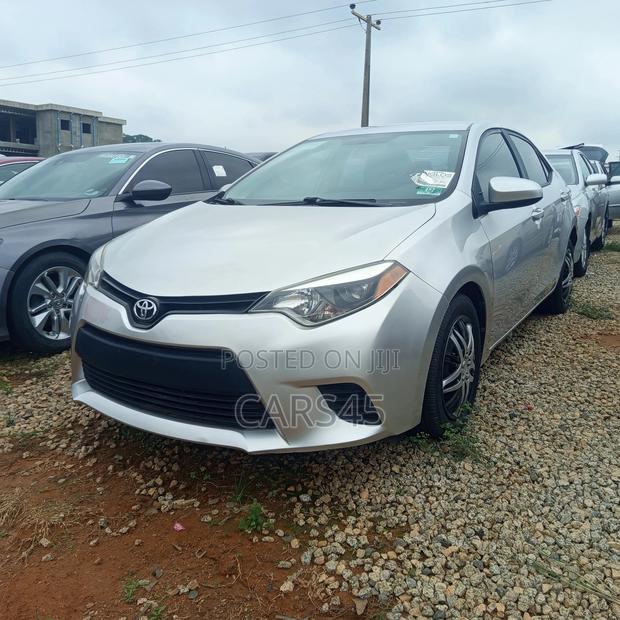 Toyota Corolla 2015 Silver