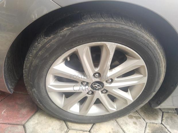 Hyundai Elantra 2015 Gray
