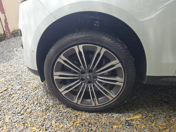 Land Rover Range Rover Sport 2023 White