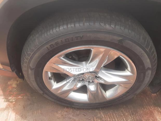 Toyota Highlander 2015 Gold