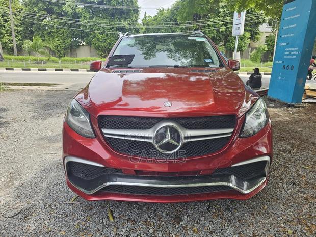 Mercedes-Benz GLE-Class 2016 Red
