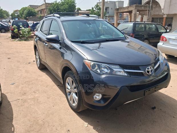 Toyota RAV4 2014 Gray