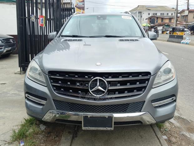 Mercedes-Benz M Class 2012 Gray