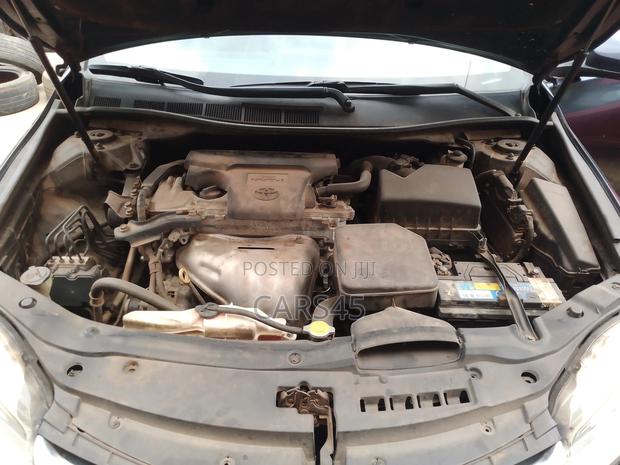 Toyota Camry 2016 Blue