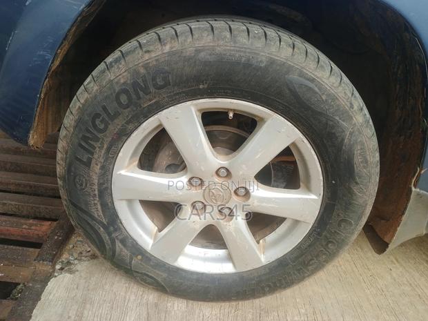 Toyota RAV4 2008 Blue