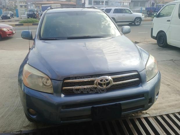 Toyota RAV4 2008 Blue