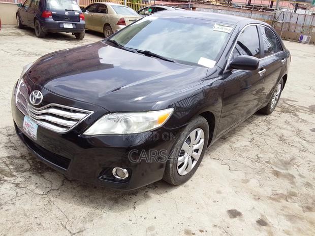 Toyota Camry 2011 Black