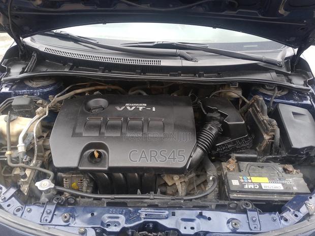 Toyota Corolla 2010 Blue