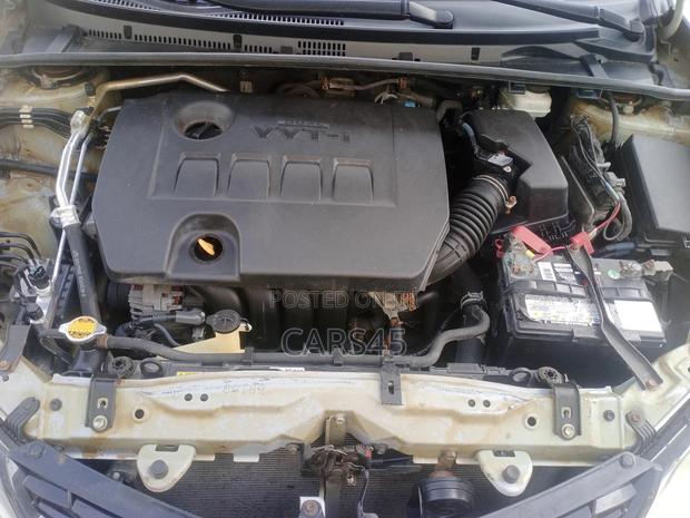 Toyota Corolla 2014 Silver